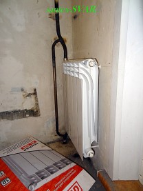 монтаж радиатора отопления на сварке 1.jpg